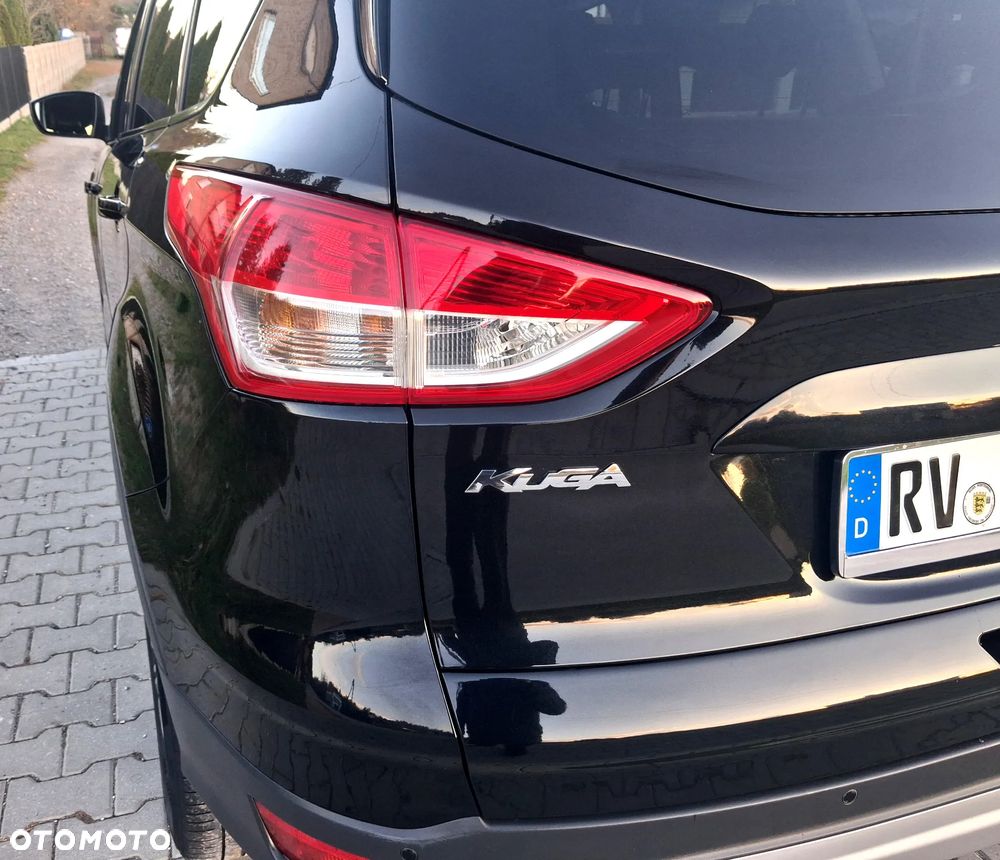 Ford Kuga - 12