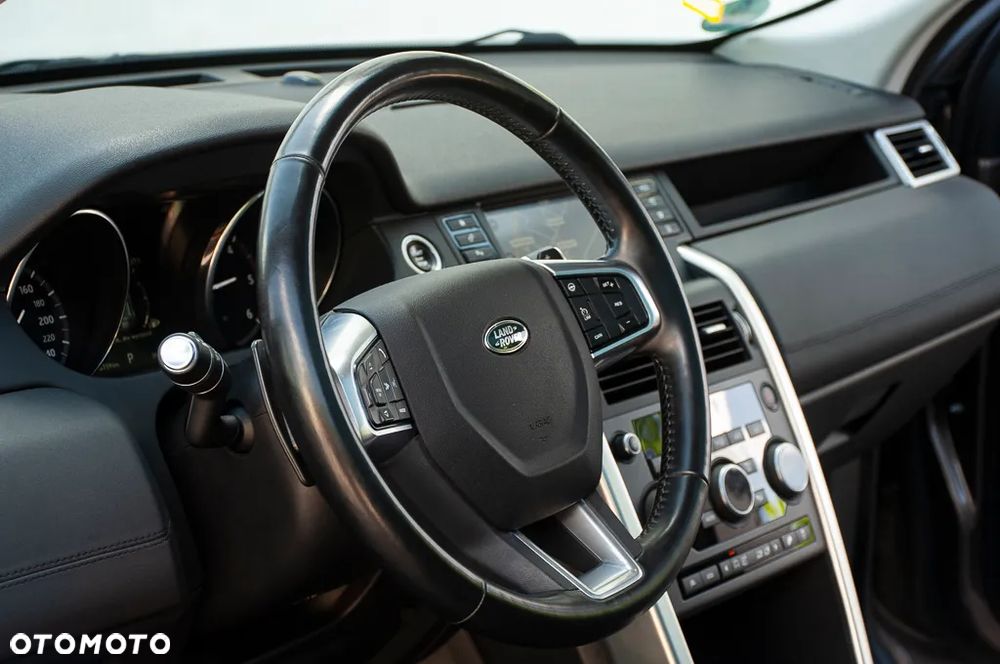 Land Rover Discovery Sport TD4 HSE Luxury - 26