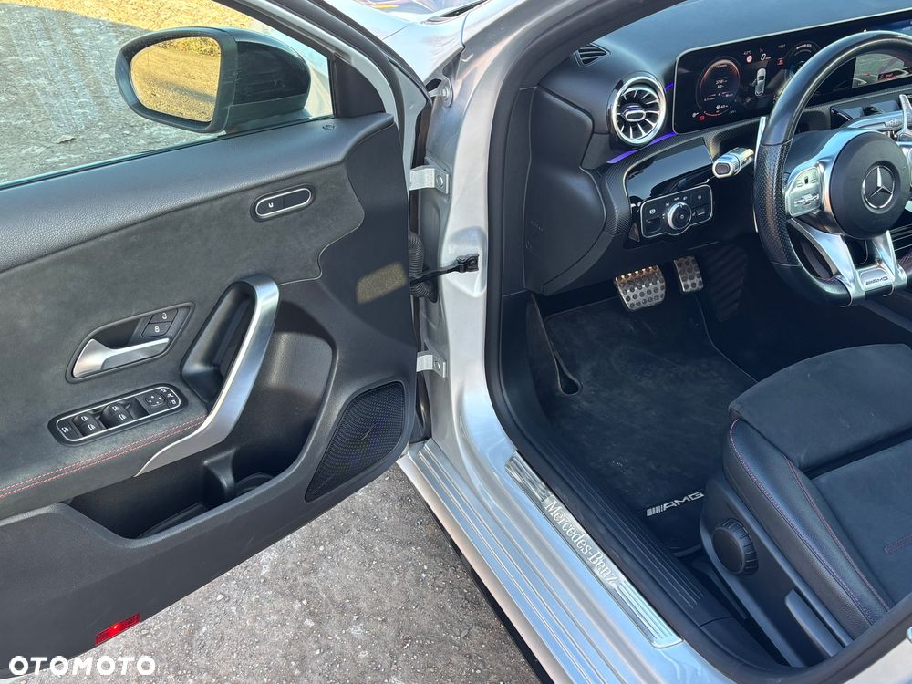 Mercedes-Benz Klasa A 200 d AMG Line 8G-DCT - 11