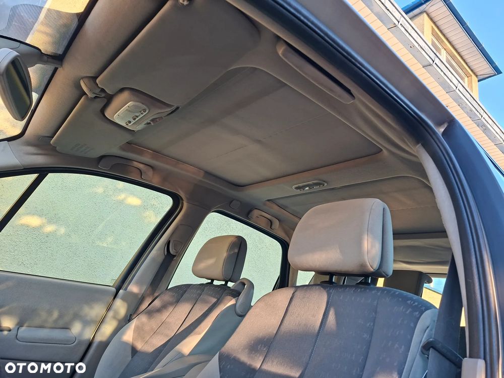 Renault Scenic - 17