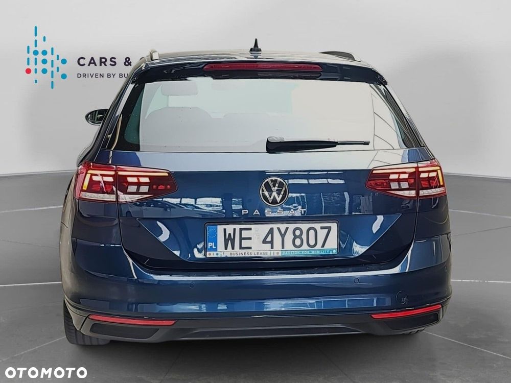 Volkswagen Passat Variant 2.0 TDI EVO Essence DSG - 27