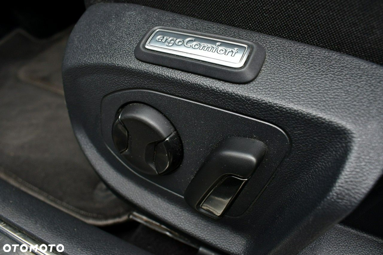 Volkswagen Arteon 2.0 TSI Essence DSG - 12