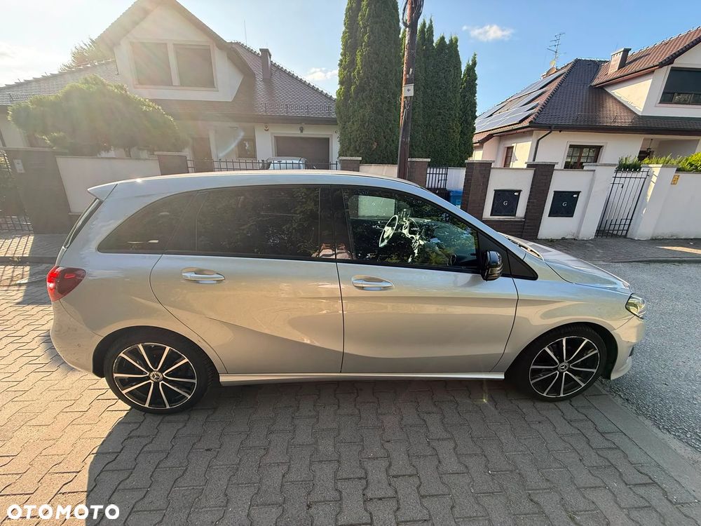 Mercedes-Benz Klasa B 180 (CDI) d 7G-DCT AMG Line - 6