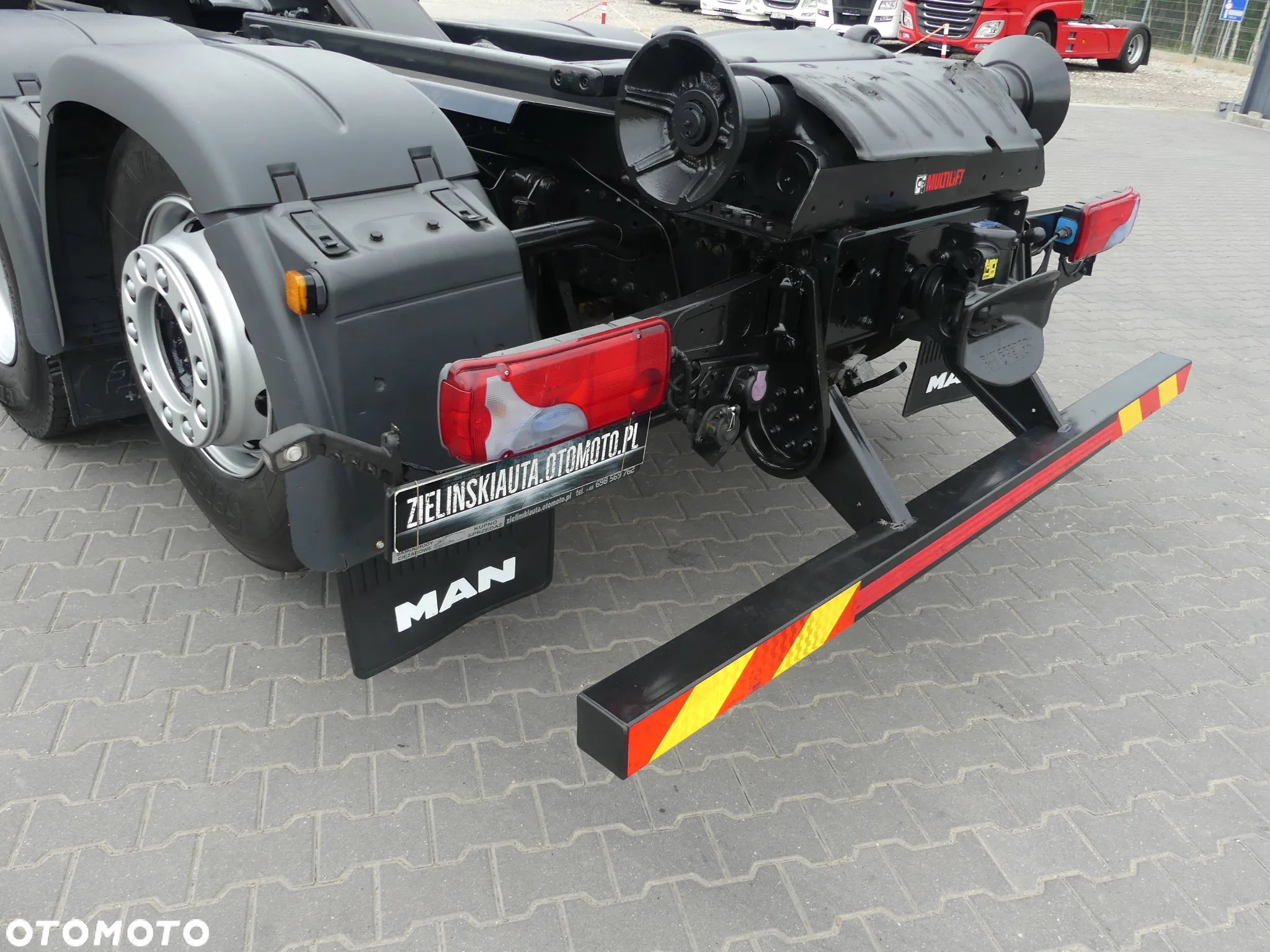 MAN TGX 26.400 / 6x2 / HAKOWIEC / HIAB MULTILIFT / EURO 6 / - 12
