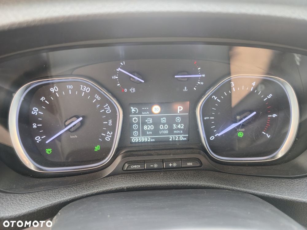 Opel Vivaro - 22