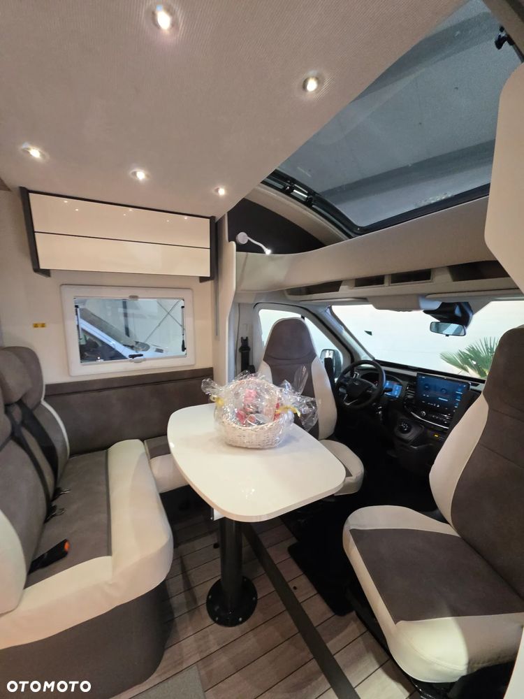 McLOUIS SLIM 339 UKŁAD ŁÓŻEK NIEMIECKICH GARAZ 6,69M 2.0 4 OSOBOWY - 22