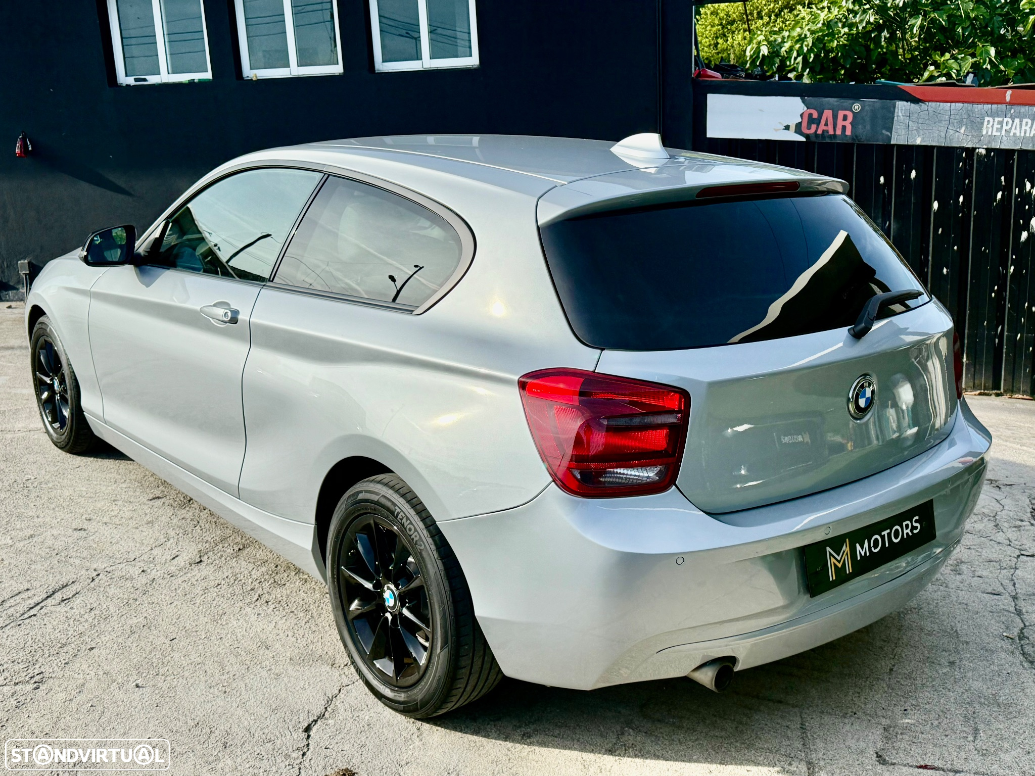 BMW 116 d Line Sport - 16