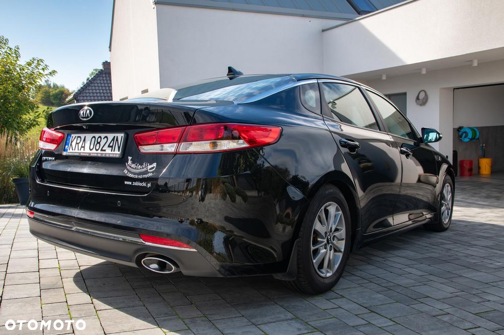 Kia Optima - 2