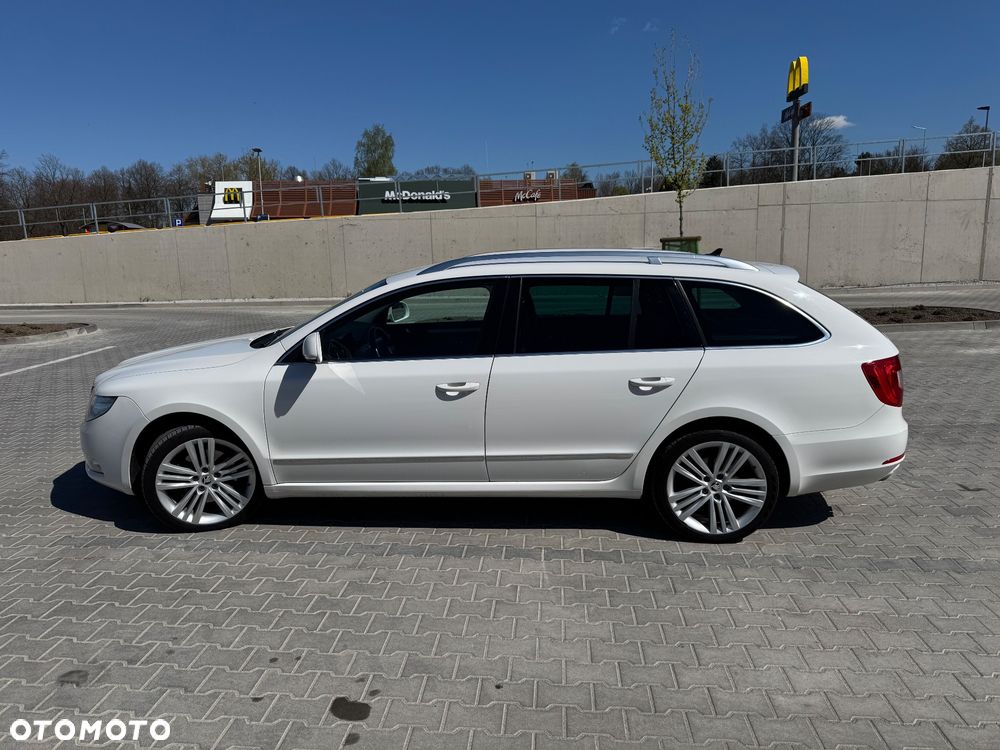 Skoda Superb 2.0 TDI Business DSG - 4