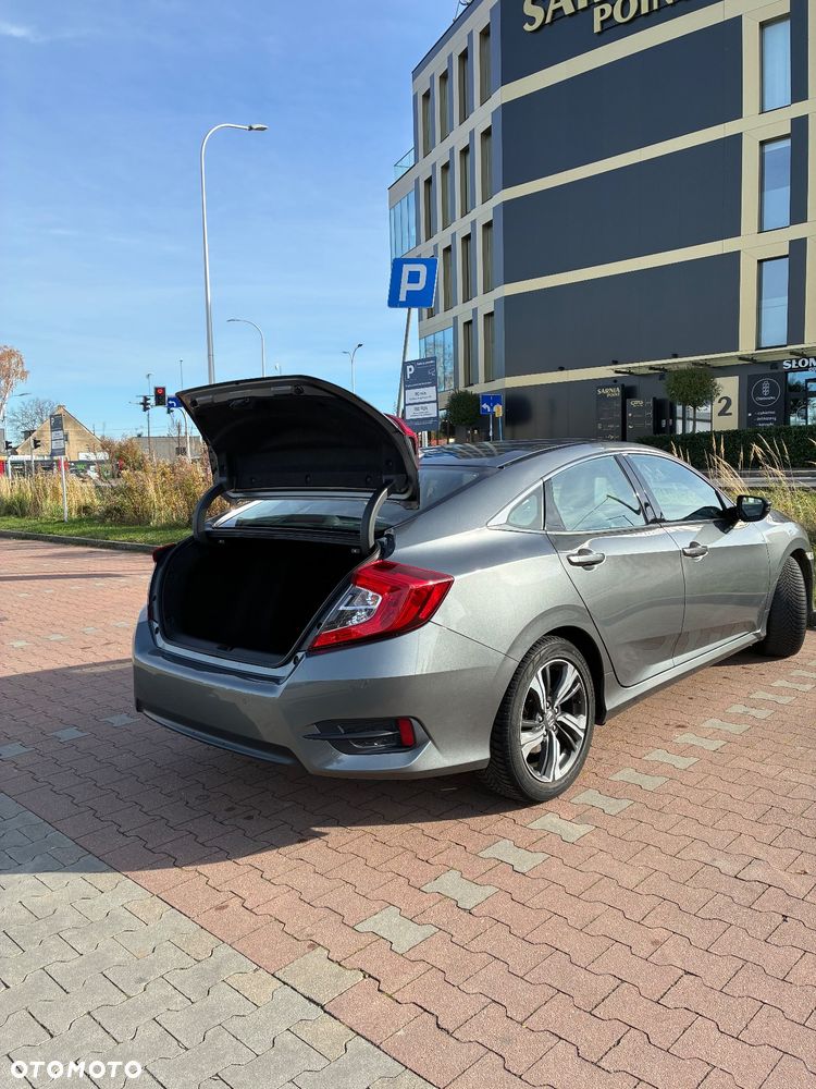Honda Civic 1.5 T Executive CVT - 16