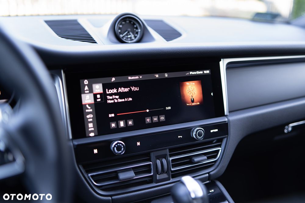 Porsche Macan Standard - 16