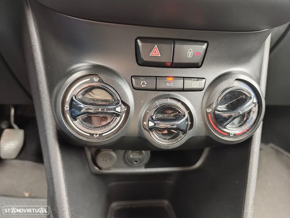 Peugeot 208 1.2 PureTech Active - 22