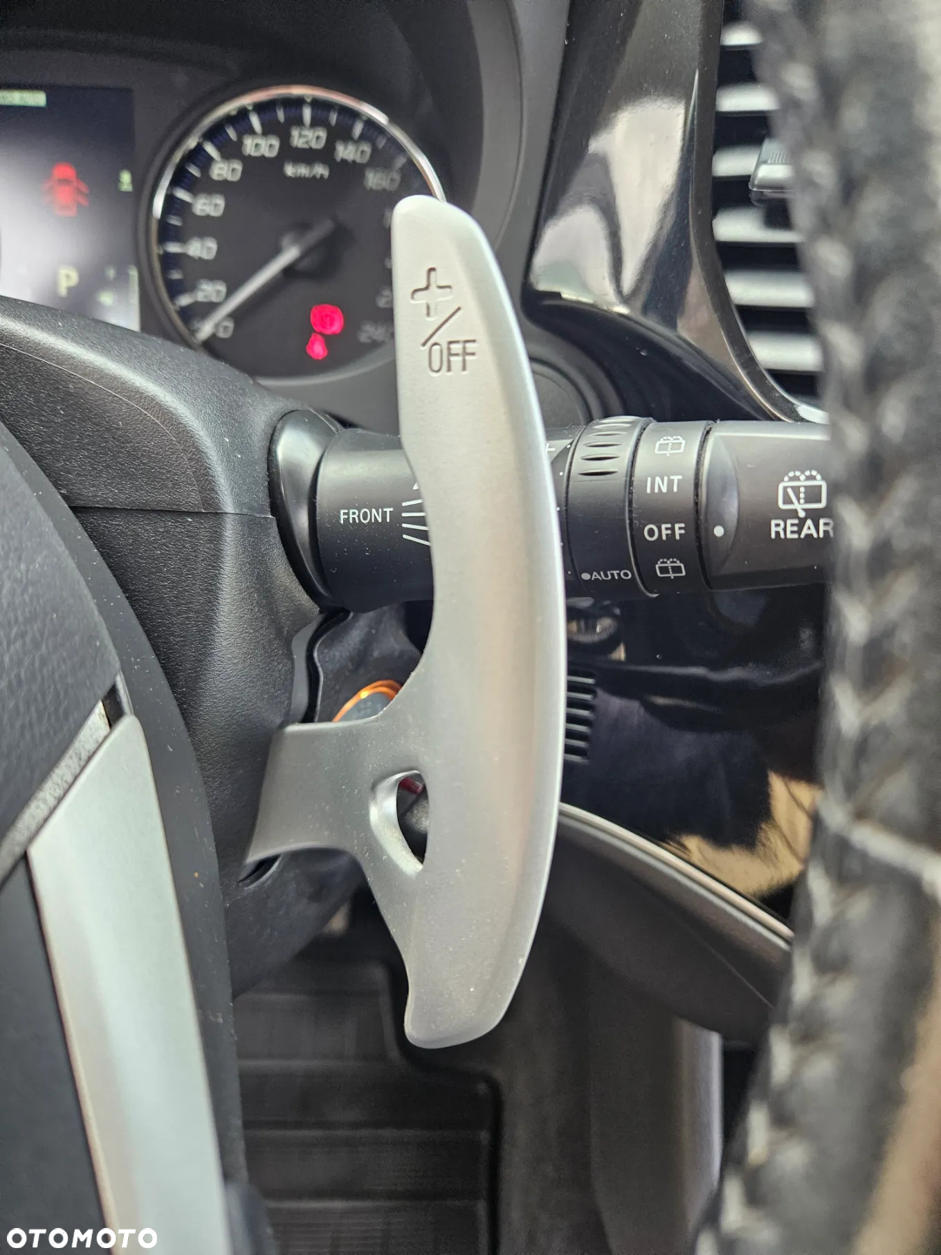 Mitsubishi Outlander 2.0 Intense CVT - 18
