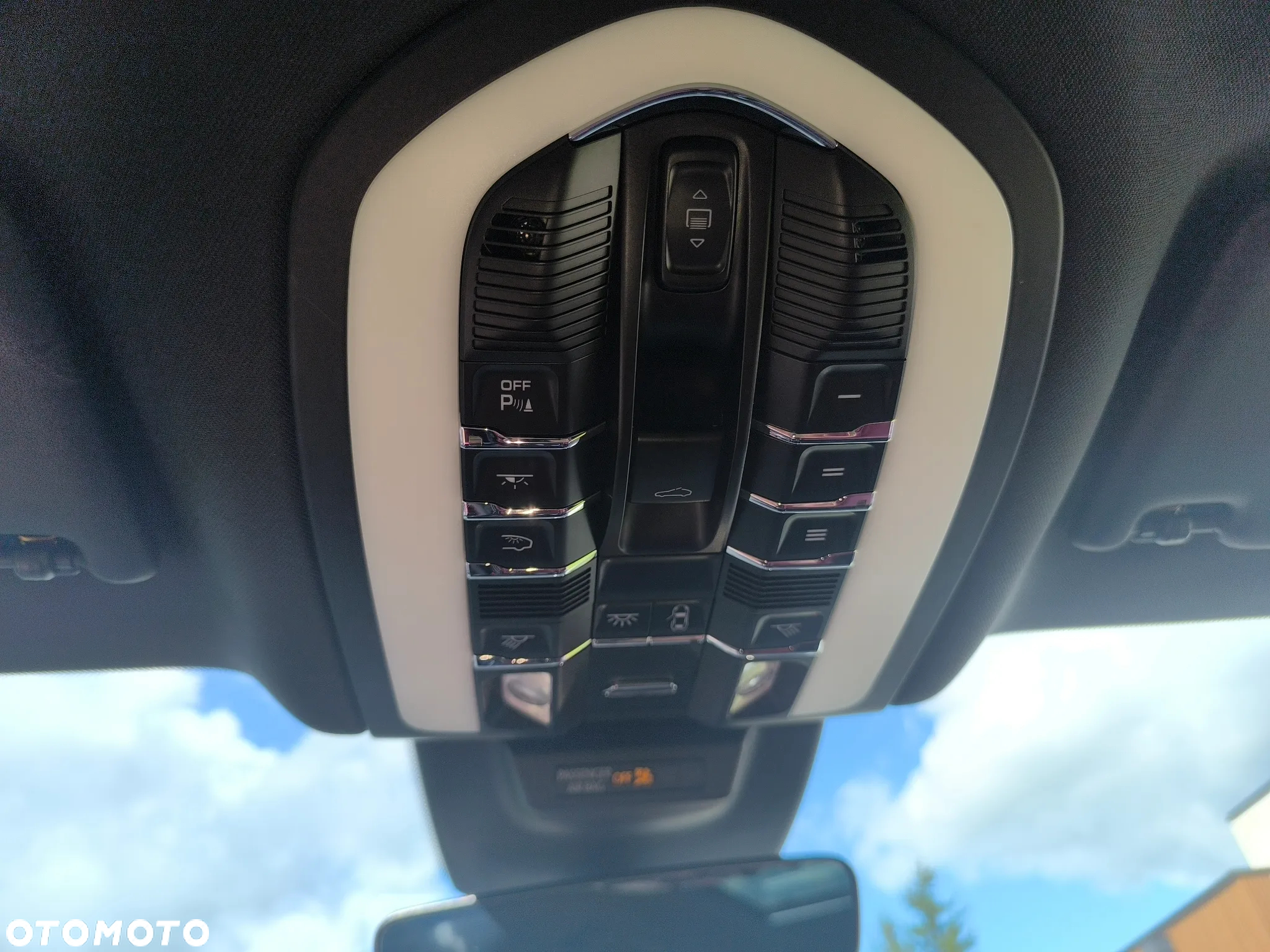 Porsche Macan Standard - 26