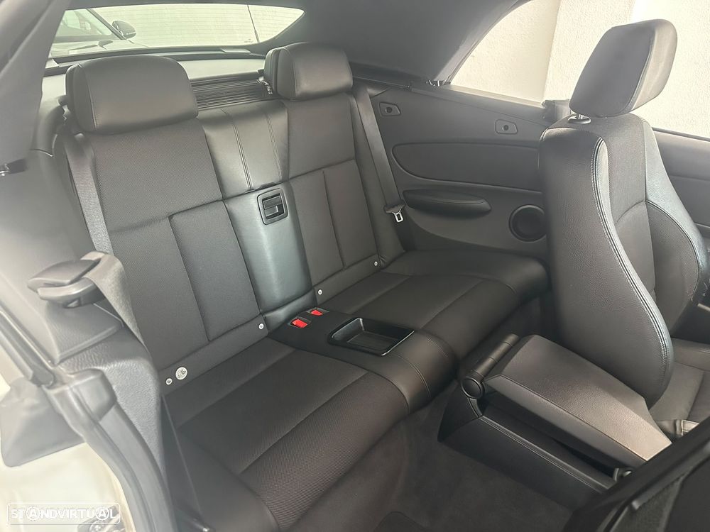 BMW 118 d Aut. Sport Line - 30