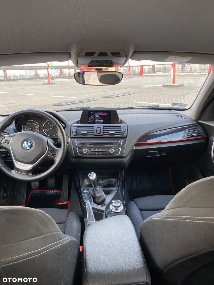 BMW Seria 1 116d Sport Line - 11