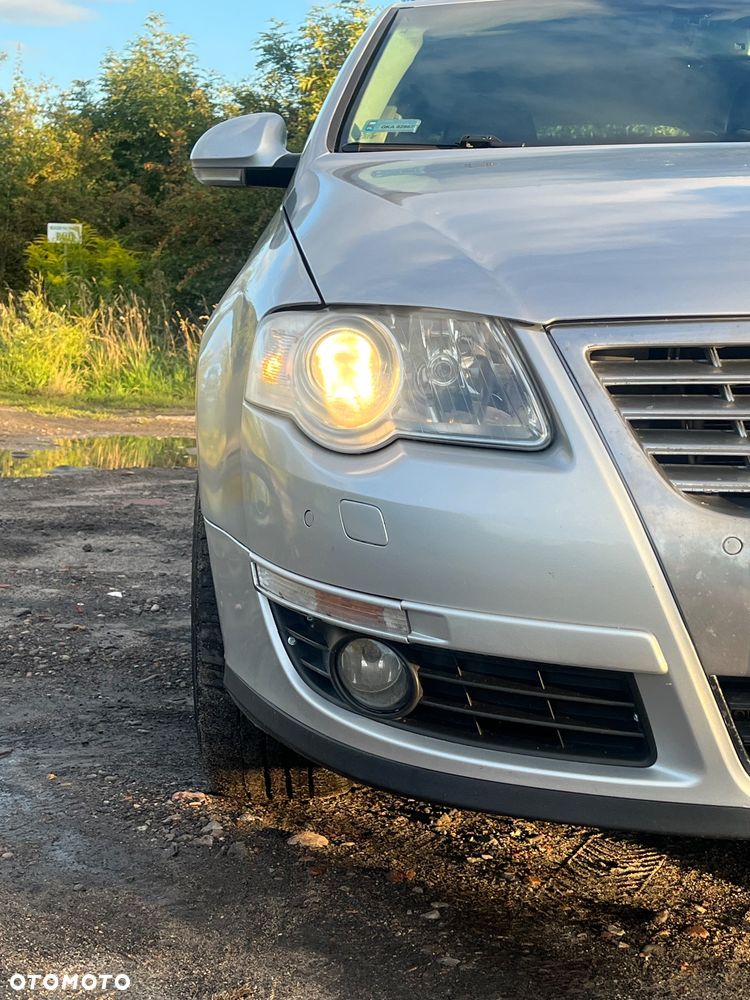 Volkswagen Passat 2.0 TSI Comfortline - 11