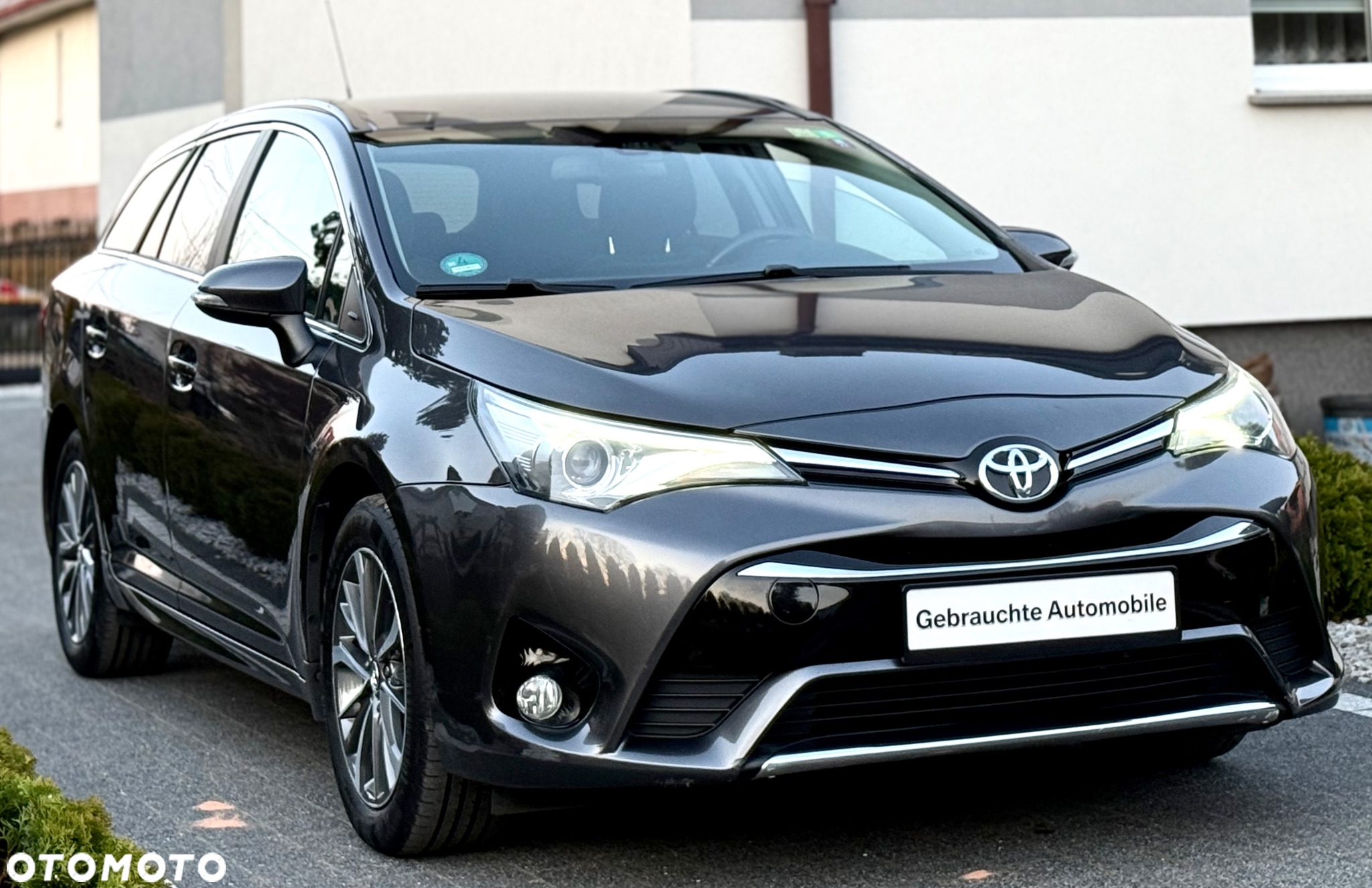 Toyota Avensis Touring Sports 1.8 Edition S+ - 4