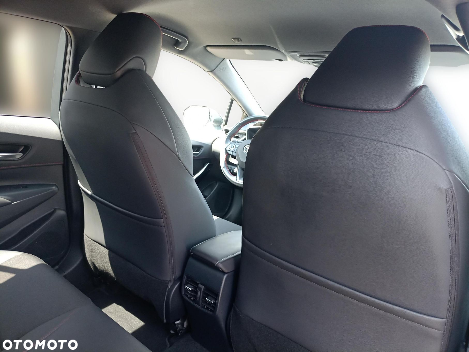 Toyota Corolla 2.0 Hybrid GR Sport - 12