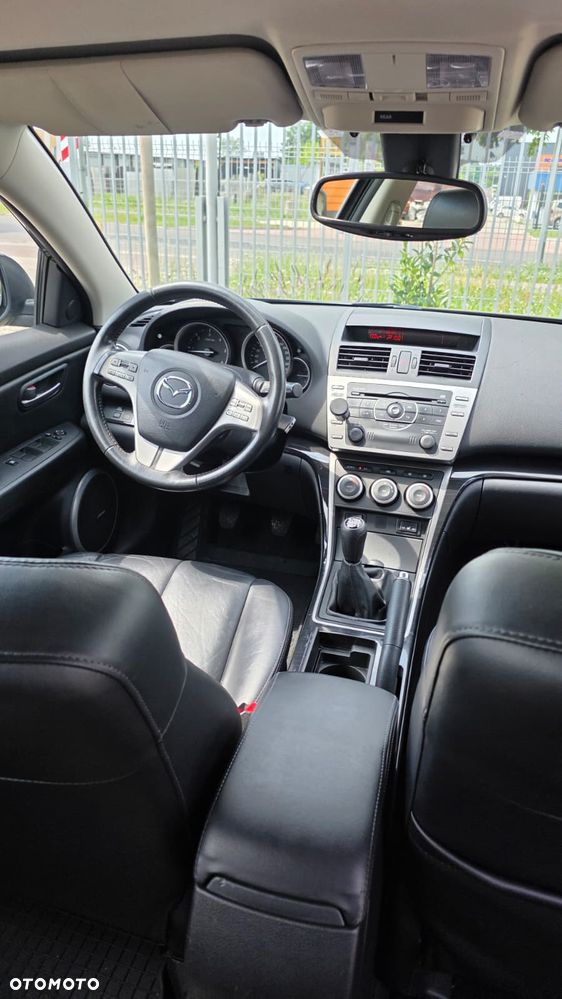 Mazda 6 2.0 CD Exclusive + - 28