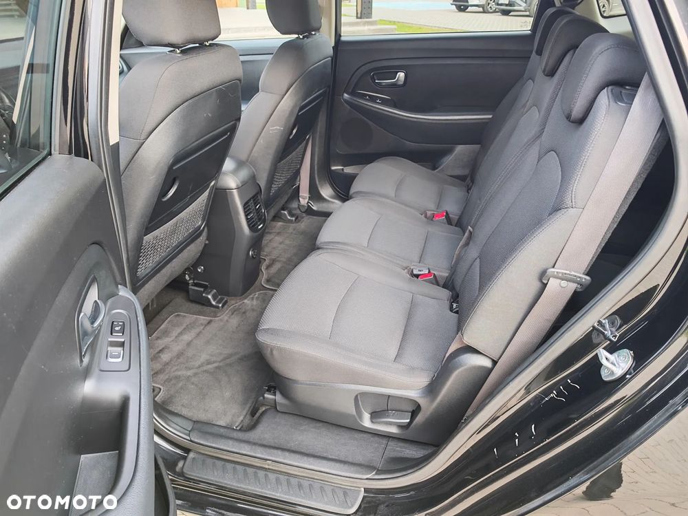 Kia Carens 1.7 CRDi 141 Dream-Team Edition - 23