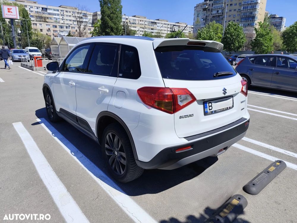 Suzuki Vitara 1.6 DDIS 4X4 Luxus Aut. - 4