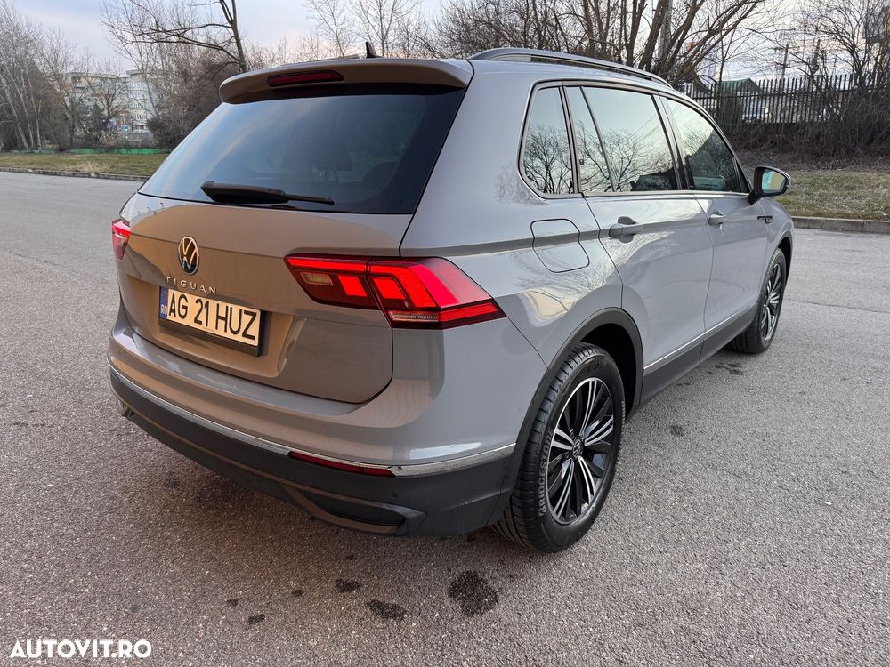 Volkswagen Tiguan 2.0 TDI SCR DSG R-Line - 3