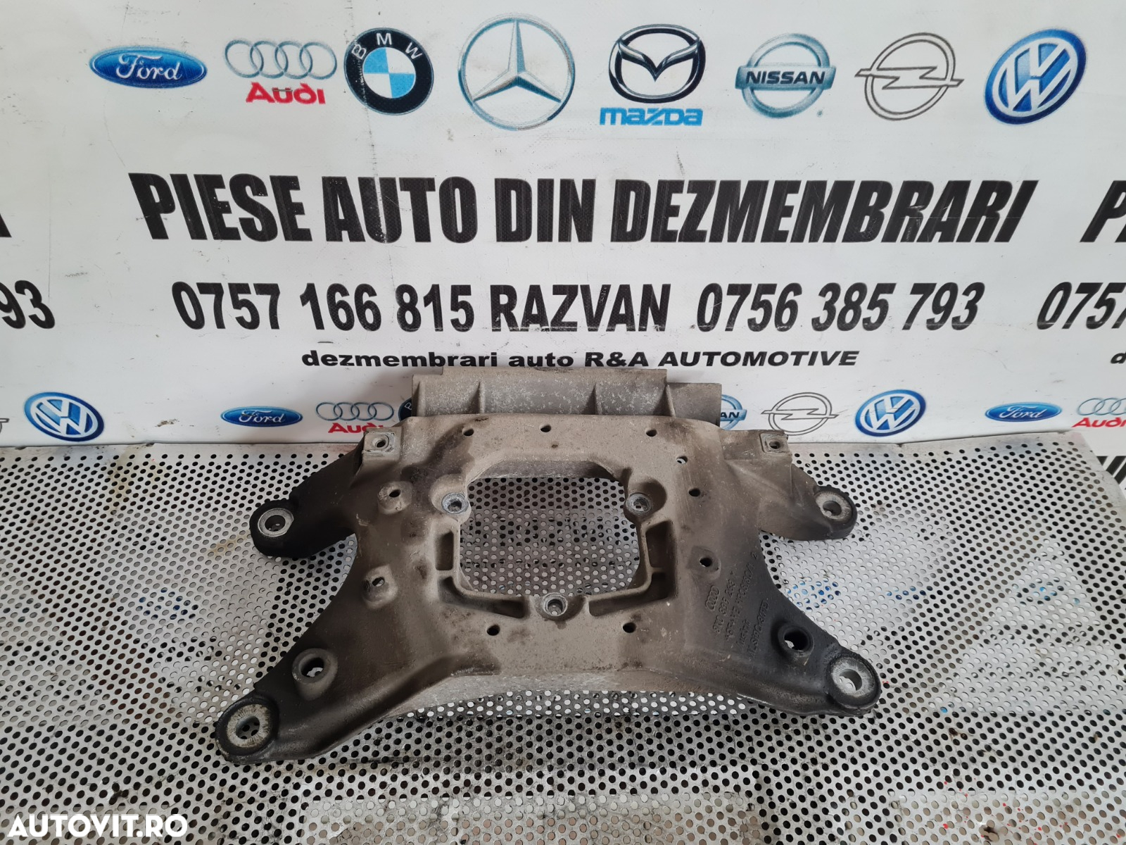 Suport Cutie Viteze Automata Audi A4 B8 A5 8T An 2008-2009-2010-2011-2012 - Dezmembrari Arad - 4