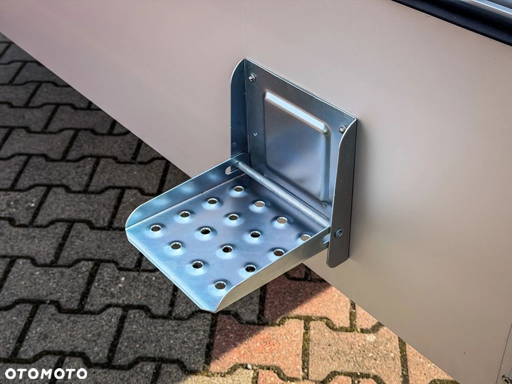 Iveco Daily 50C18HZ 3.0 Diesel 180 KM MT6 Skrzynia otwarta GSC ZABUDOWY! - 32