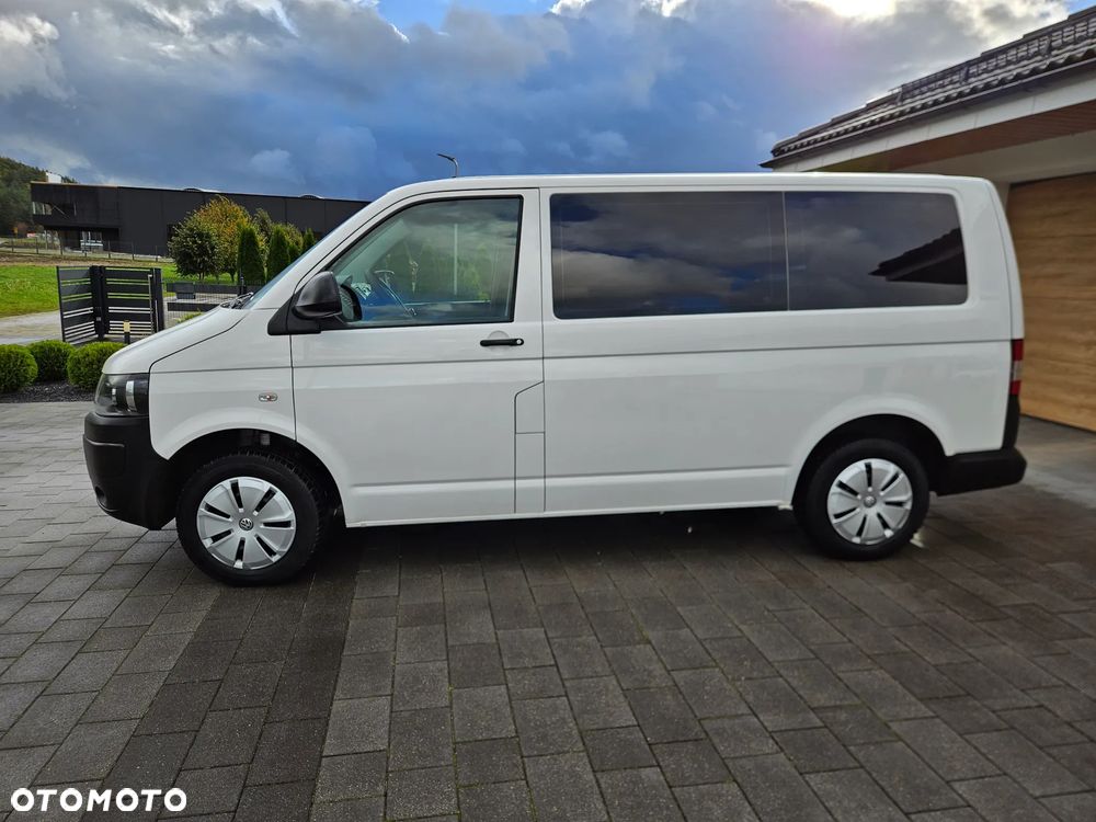 Volkswagen Transporter Caravelle Edition - 4