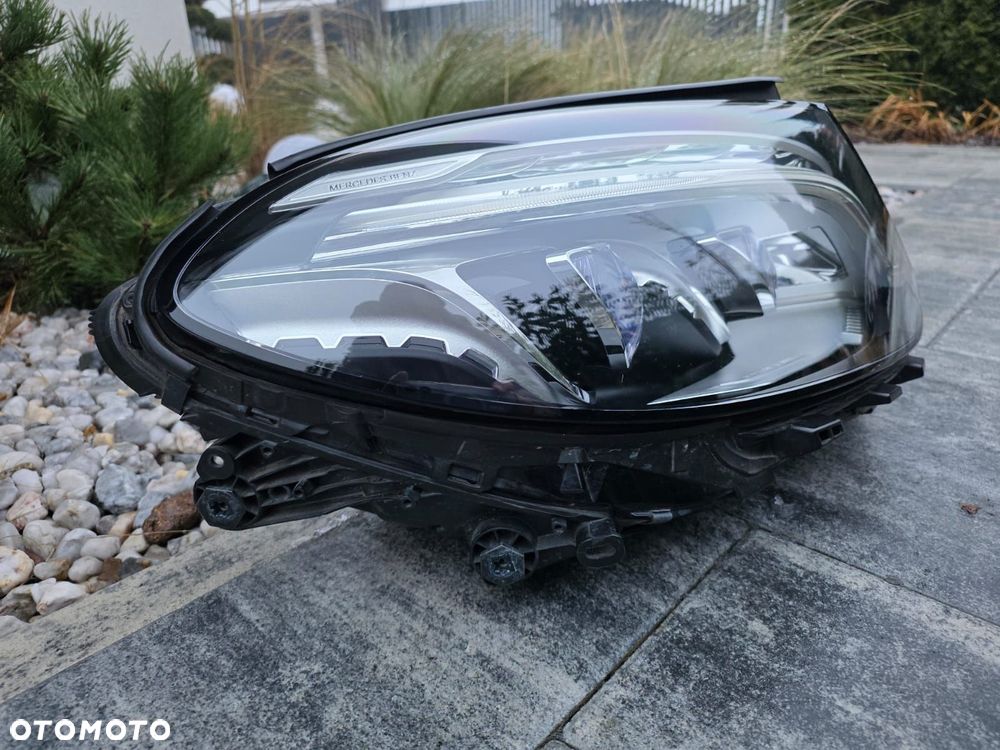 mercedes gle w166 166 lampa prawa przód full led inteligent ils a1669067602 - 4