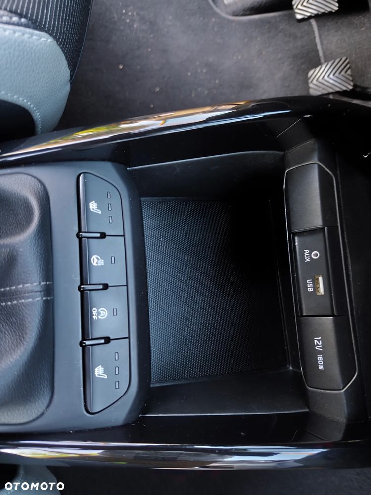 Kia Stonic - 20
