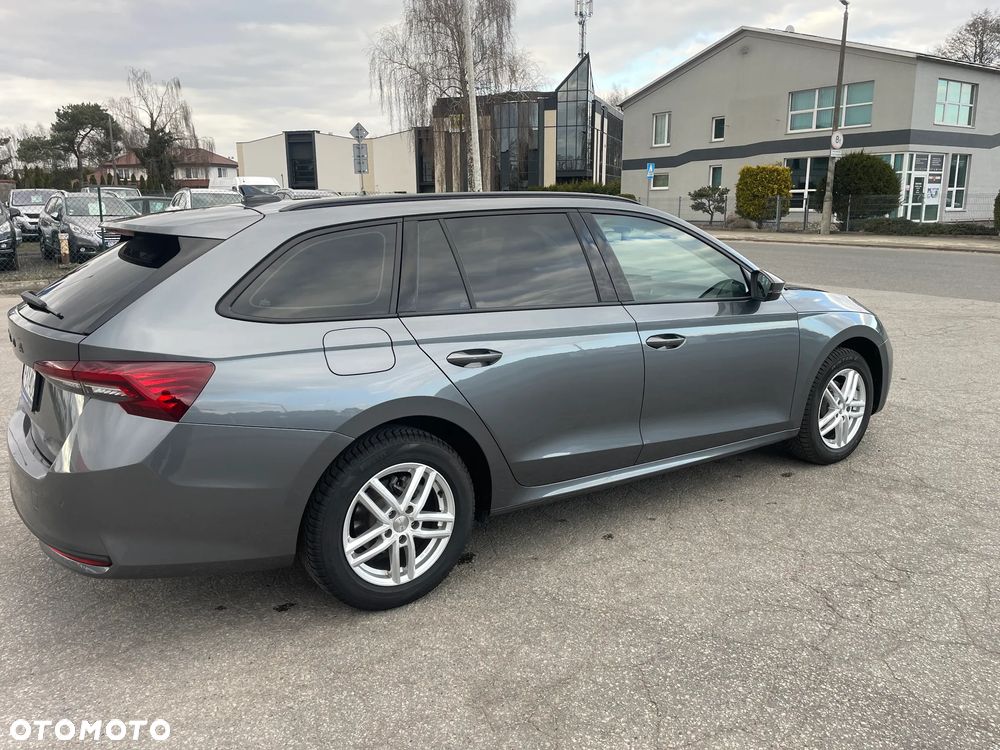 Skoda Octavia 2.0 TDI DSG Selection - 10