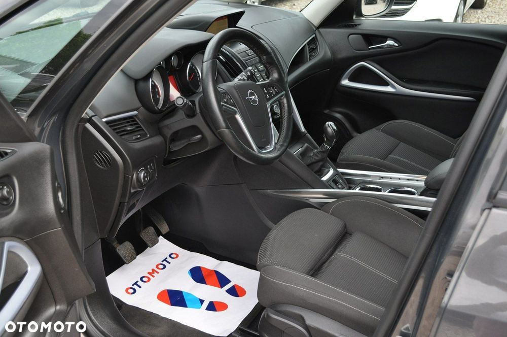 Opel Zafira - 24
