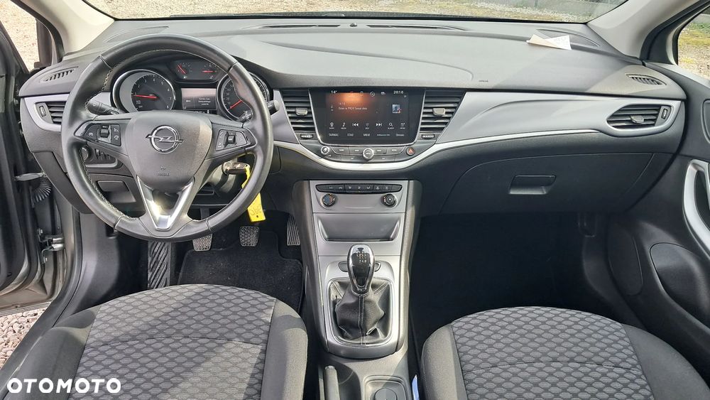 Opel Astra 1.4 Turbo Dynamic - 11