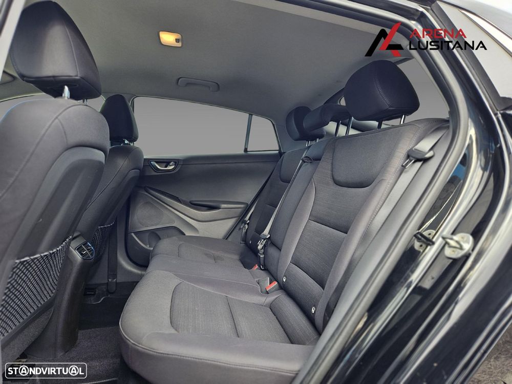 Hyundai Ioniq 1.6 GDI HEV Hybrid Tech - 23