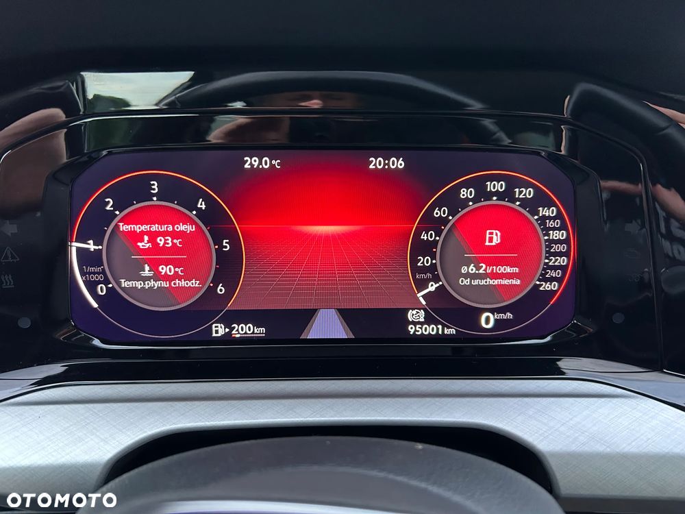Volkswagen Golf VIII 2.0 TDI Life - 23