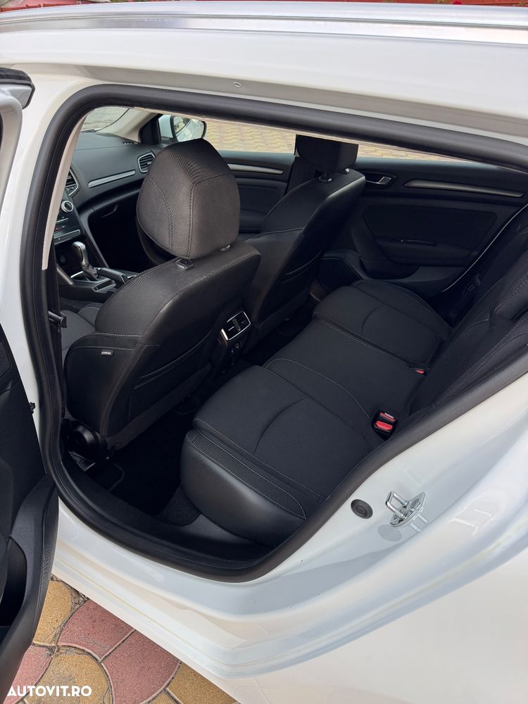 Renault Megane Blue dCi 116 EDC Intens - 8