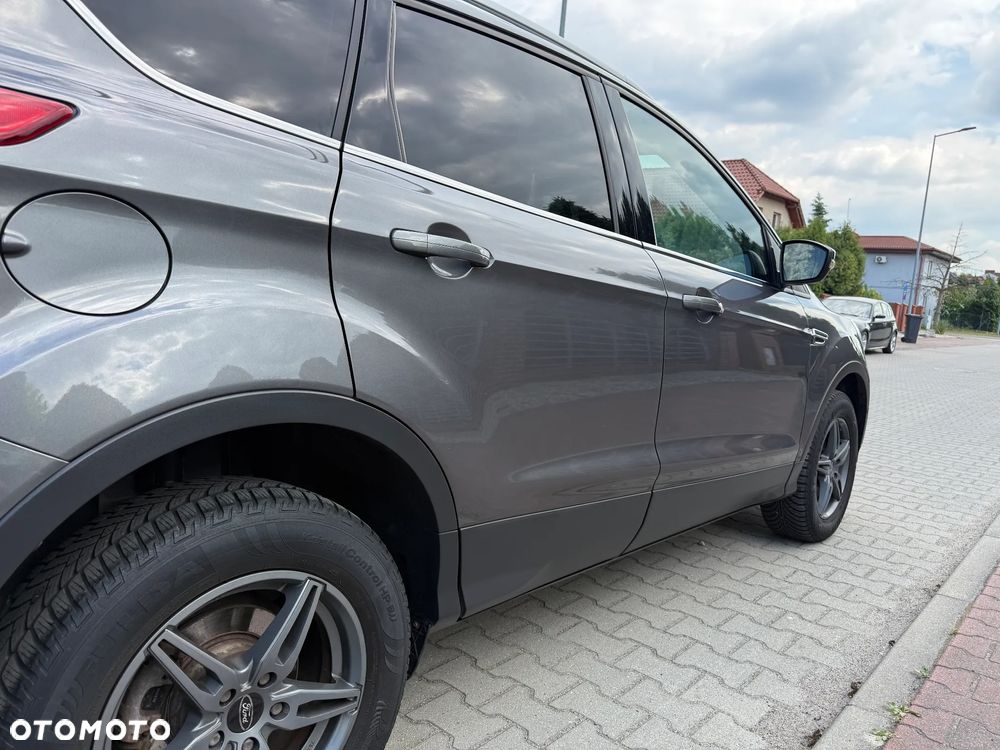 Ford Kuga - 14