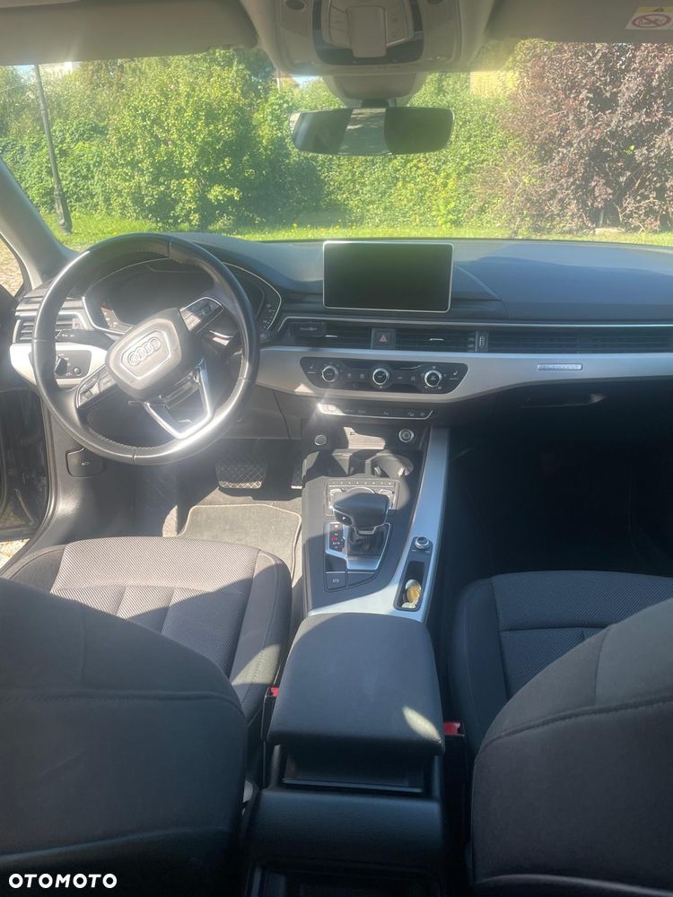 Audi A4 Allroad - 16
