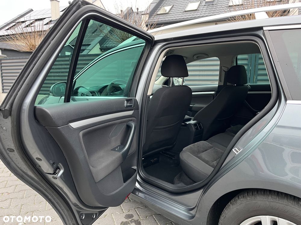 Volkswagen Golf Variant 1.4 TSI Highline DSG - 13