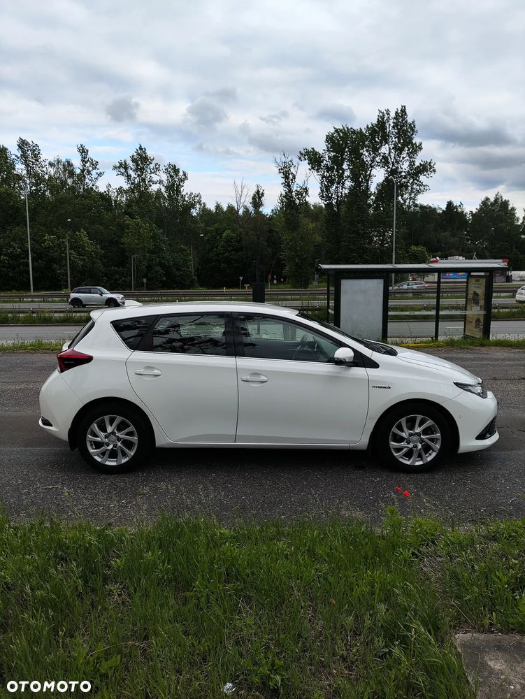 Toyota Auris - 5