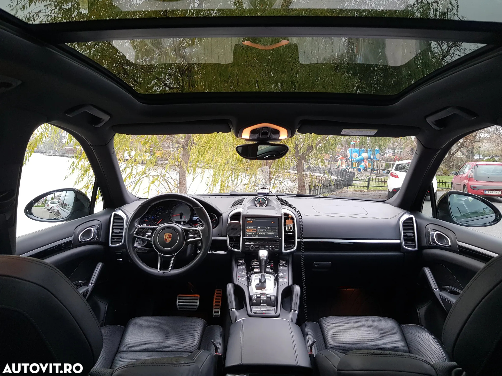 Porsche Cayenne - 3