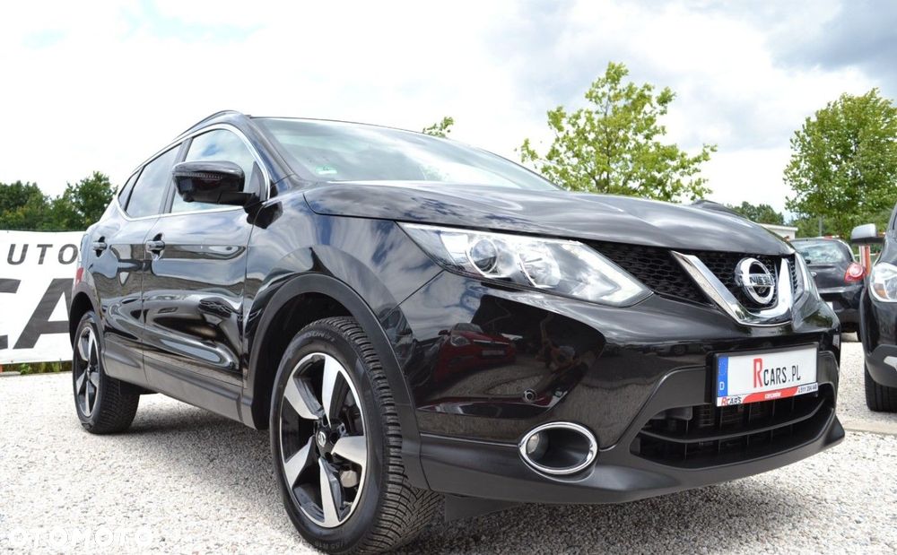 Nissan Qashqai 1.6 dCi Xtronic TEKNA+ - 18