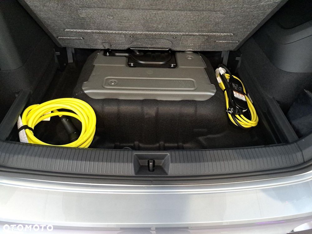 Volkswagen Tiguan - 19