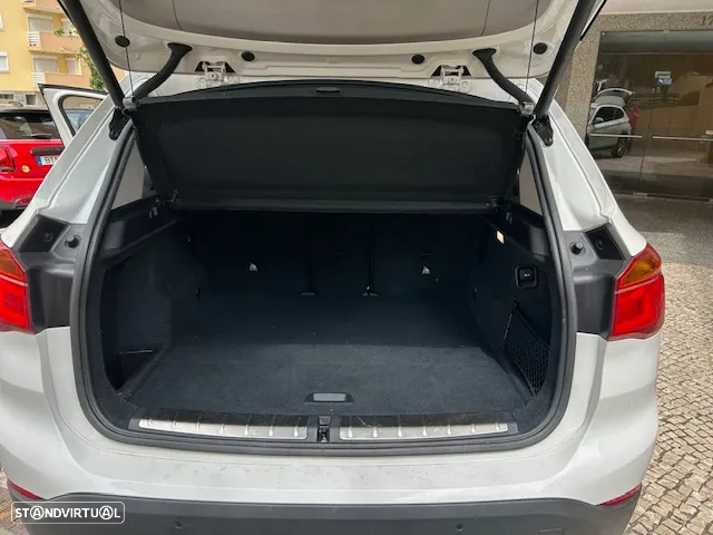 BMW X1 16 d sDrive Auto Line Sport - 16