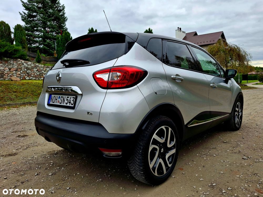Renault Captur TCe 120 EDC Helly Hansen - 8