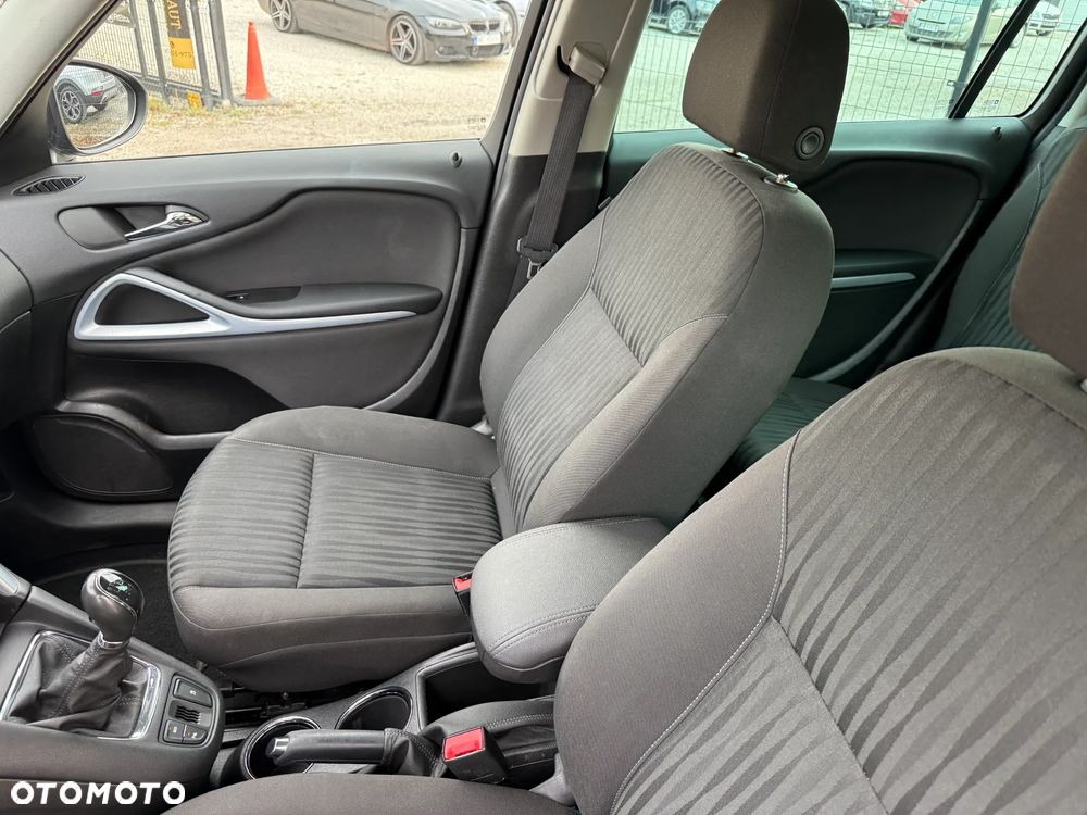 Opel Zafira 1.4 Turbo Active - 28