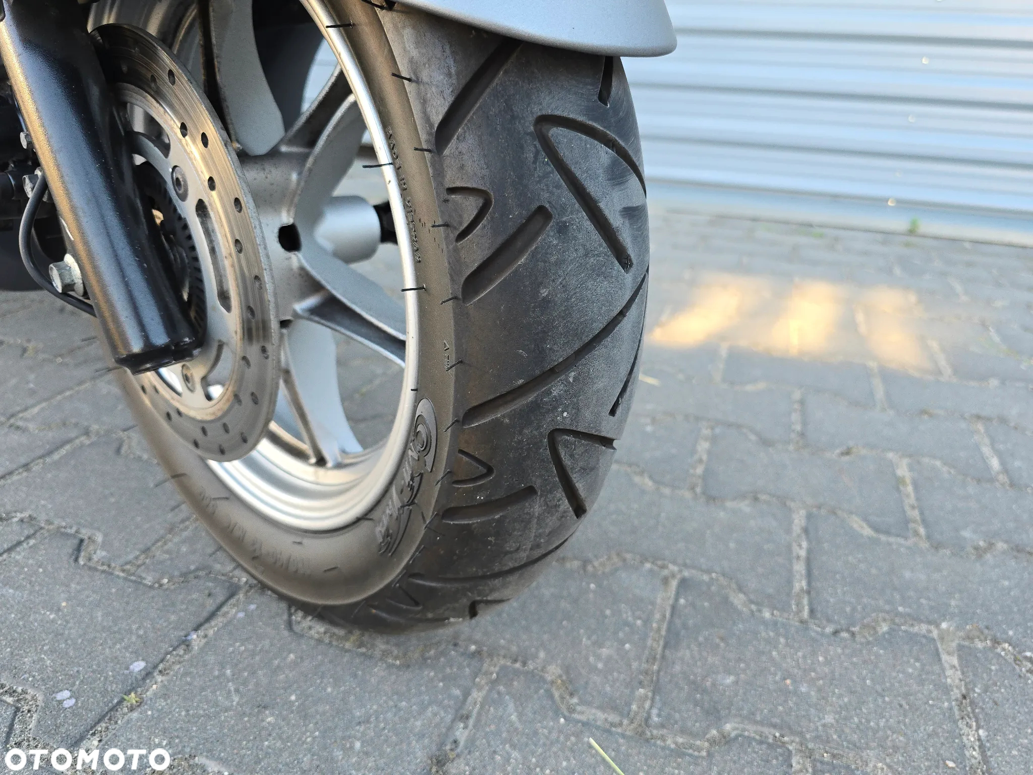 Suzuki Burgman - 10