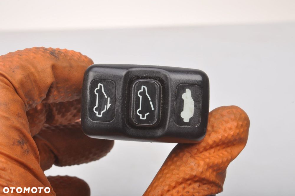 HONDA ACCORD VI PRZEŁĄCZNIK OTWIERANIA SZYBERDACHU - 4